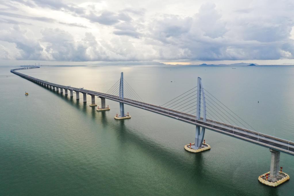 港珠澳大橋。（無人機照片，新華社記者陳曄華 攝）.jpg