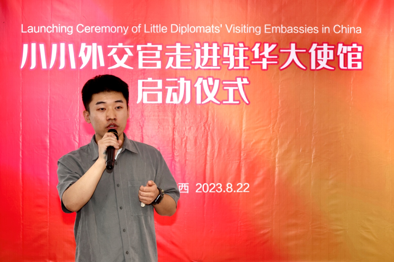 C:\Users\apple\AppData\Local\Temp\WeChat Files\6eb2c68e230f738bf14a31708a0f385.jpg