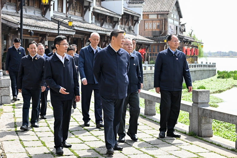 2024年3月19日，習(xí)近平總書記在湖南常德河街考察。