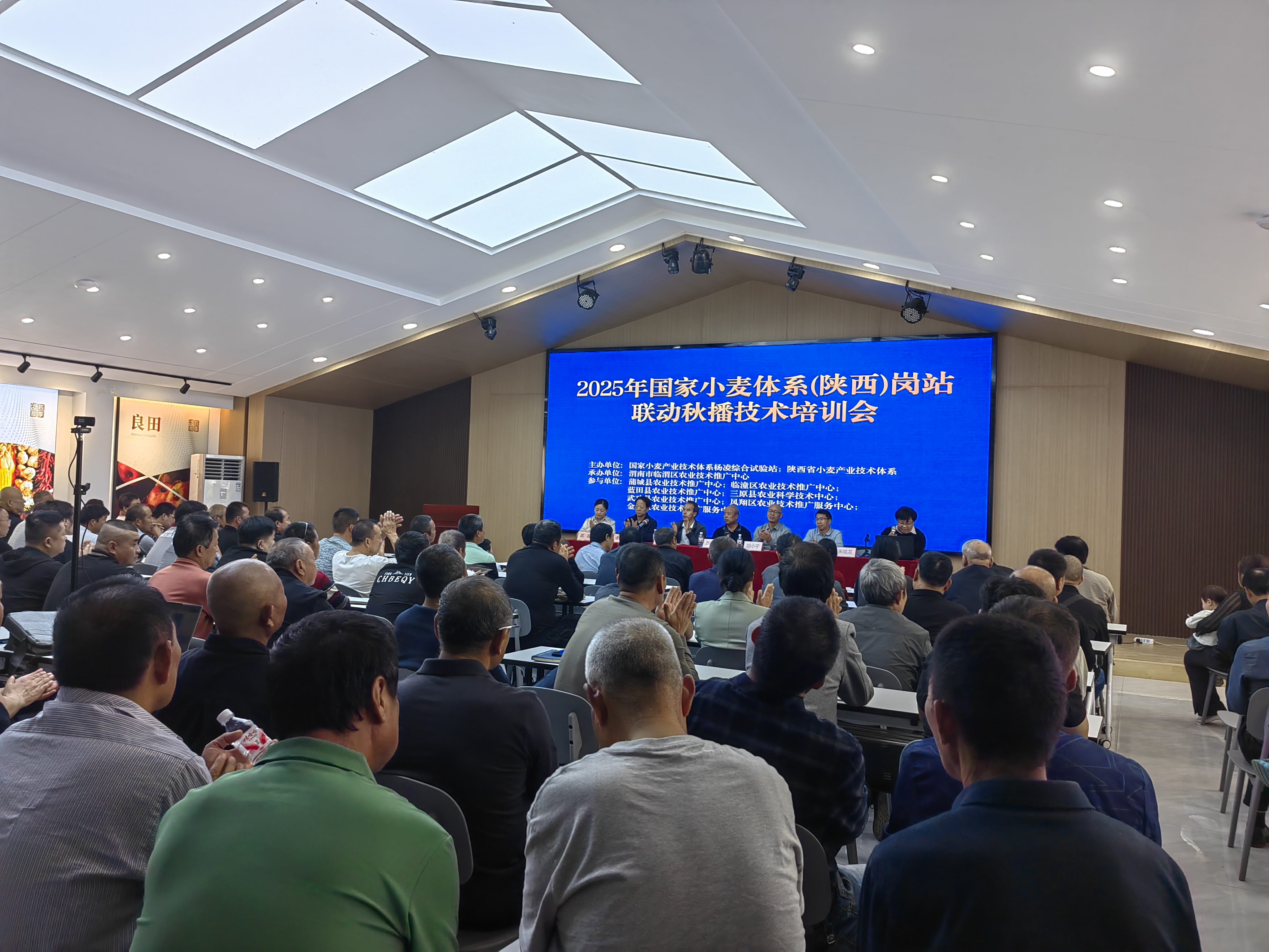 3dd4274a51f303e0d4844dff95b636c0