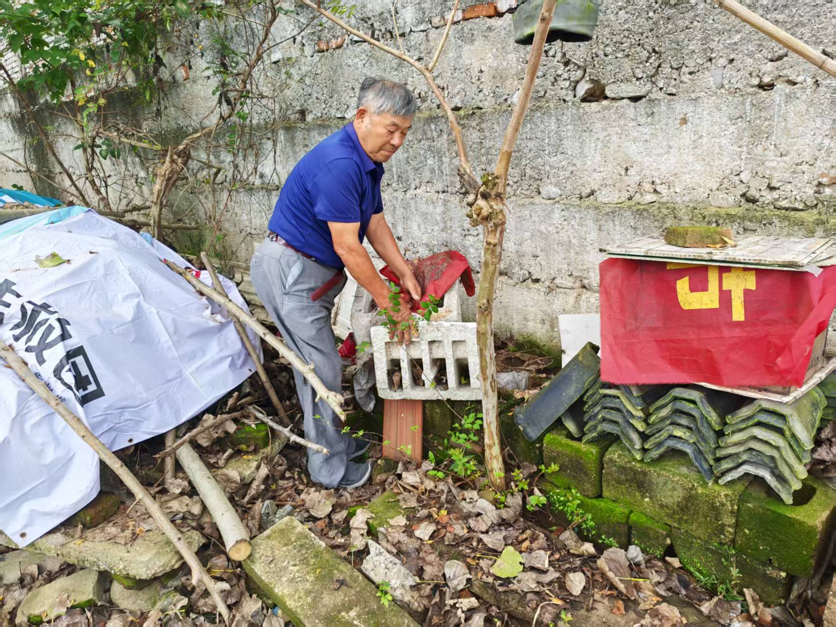 4fe6933d7c79b4c5fa665f10b9a9a4e0