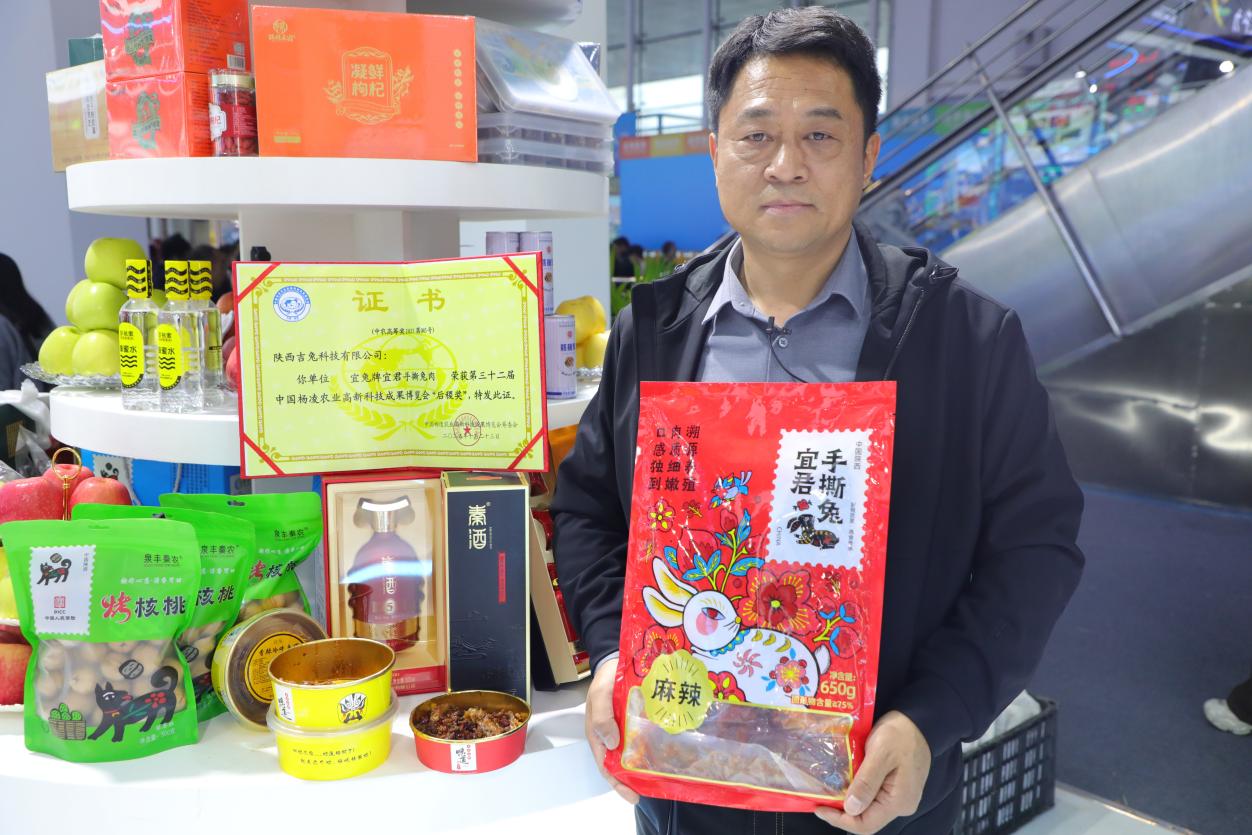 65df0933801fb27cb3fcaea9044078b5