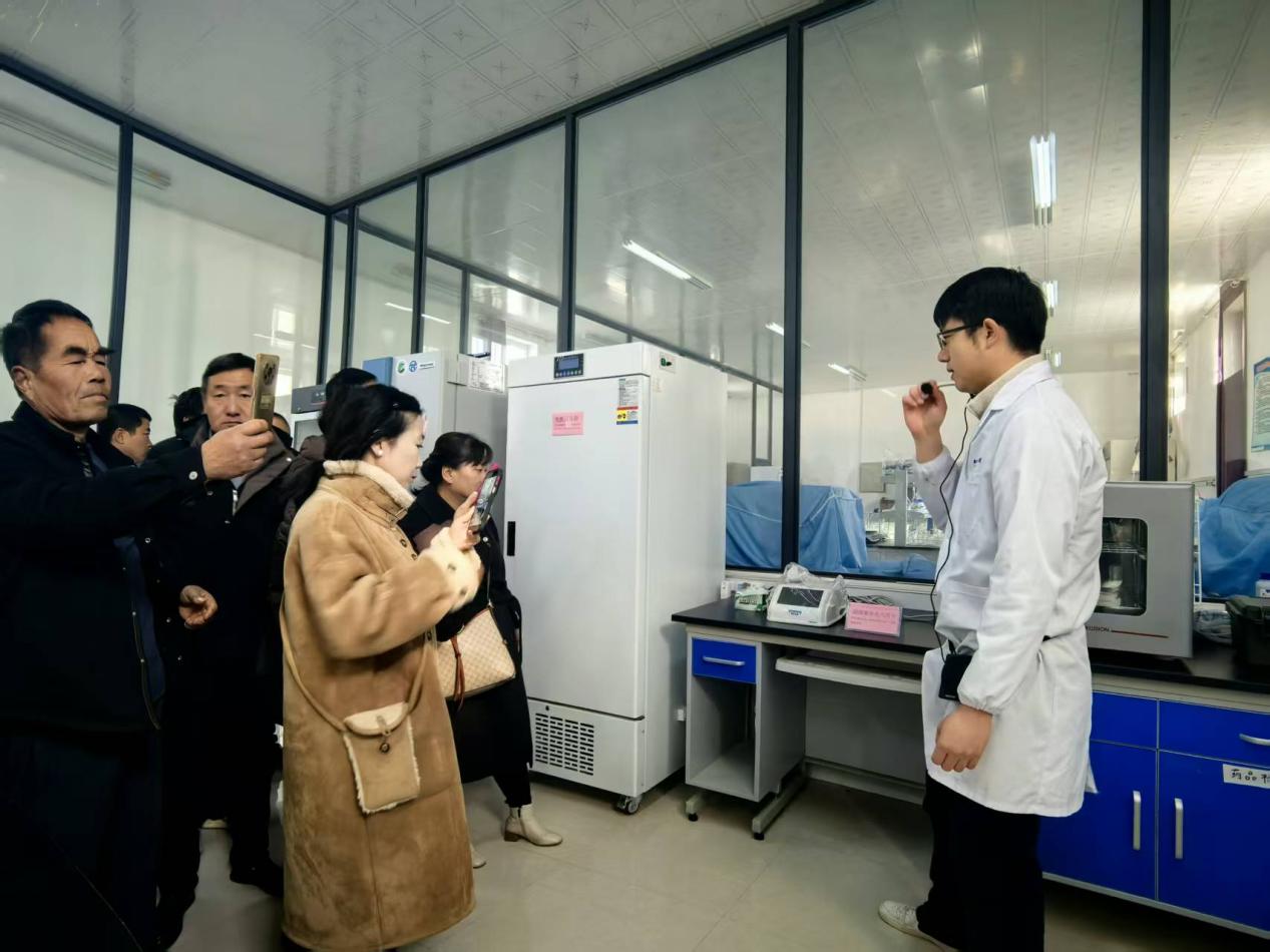 f0dbcca2a3be3fe40041a4e4603cc37c