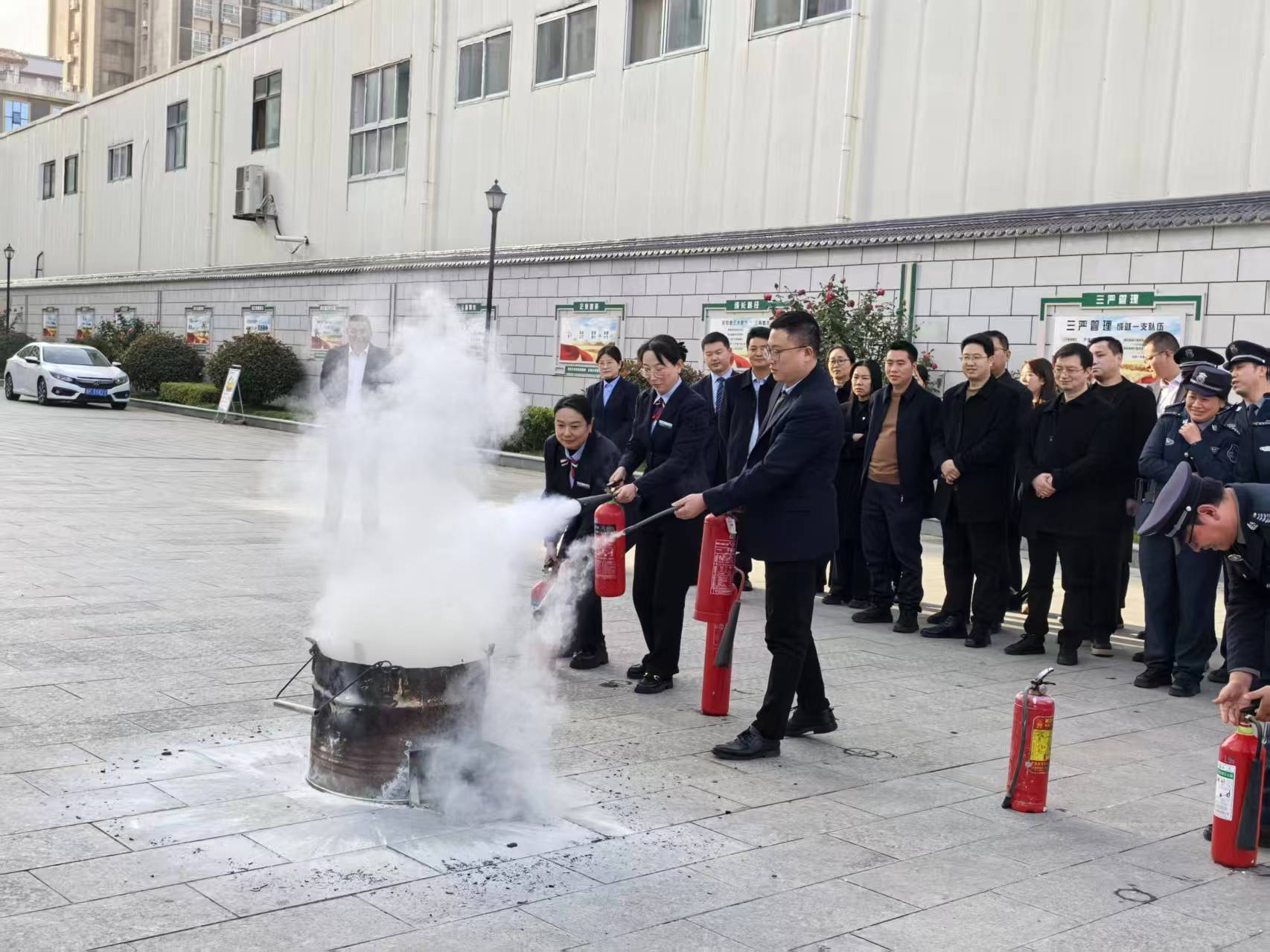 45f45c15c5244e1d3abad3b9c030416