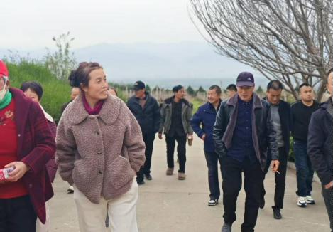 C:/Users/47552/Desktop/葡萄班照片/微信圖片_20251125095117_365_703.jpg微信圖片_20251125095117_365_703