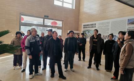 C:/Users/47552/Desktop/蔬菜班照片/微信圖片_20251211101407_816_460.jpg微信圖片_20251211101407_816_460