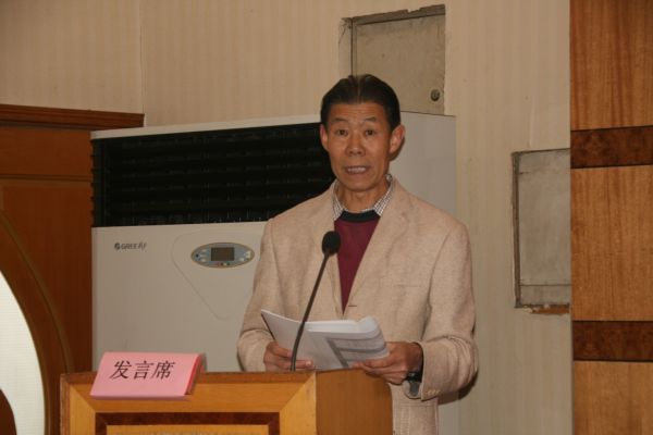 明1
